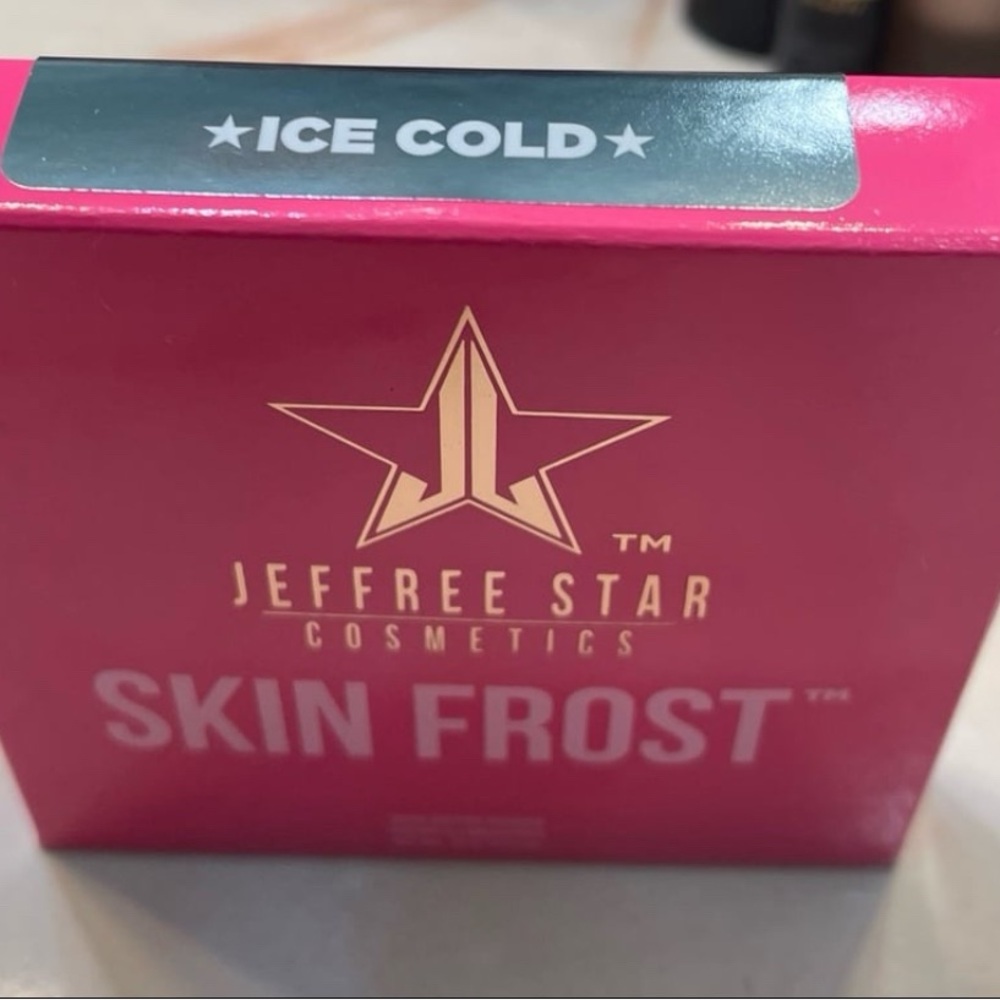 Jeffree Star Cosmetics ~ ‘ICE COLD’ Skin Frost Highlighter Powder ~ FS ~ NIB - Picture 10 of 12
